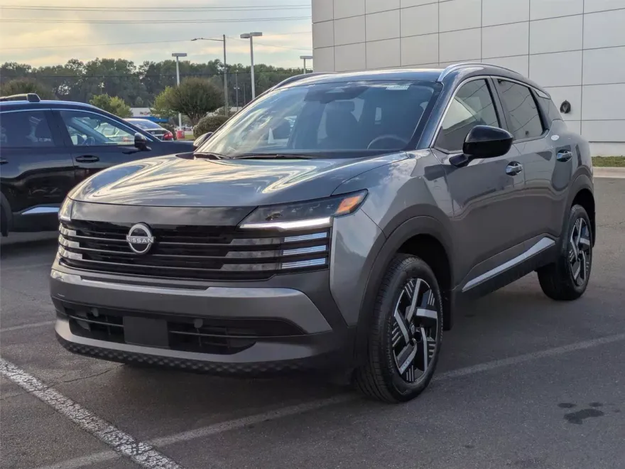 2026 Nissan Kicks SV photo 1