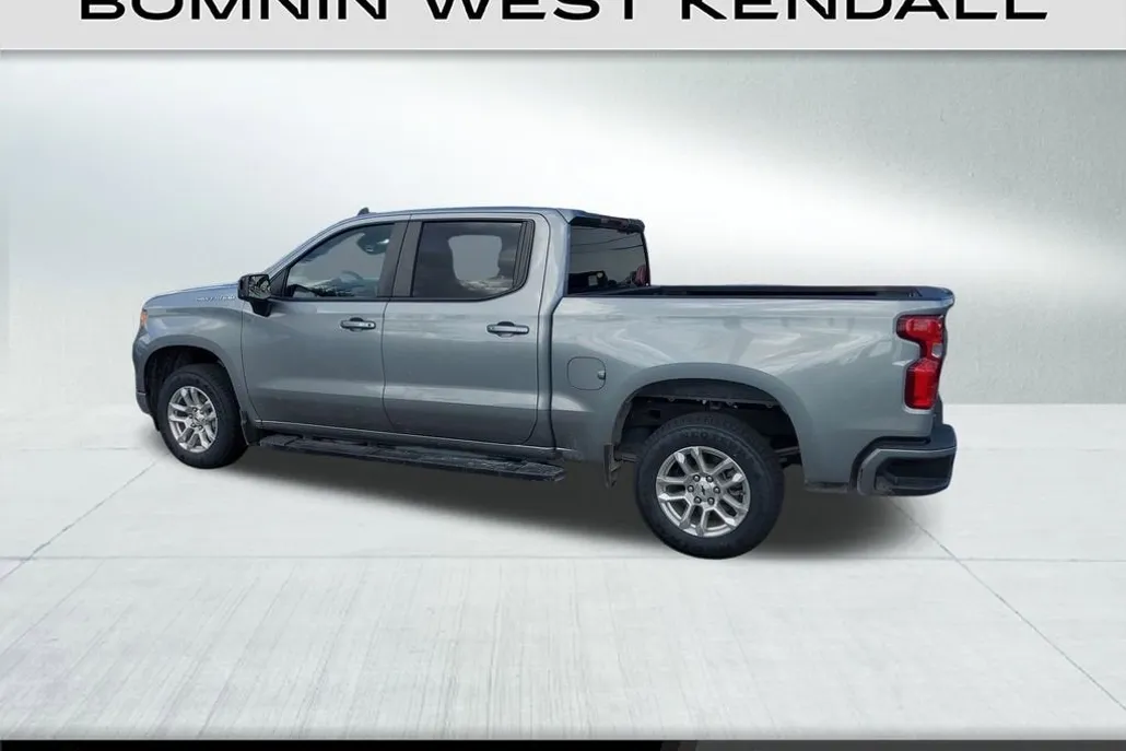 2023 Chevrolet Silverado 1500 RST photo 1