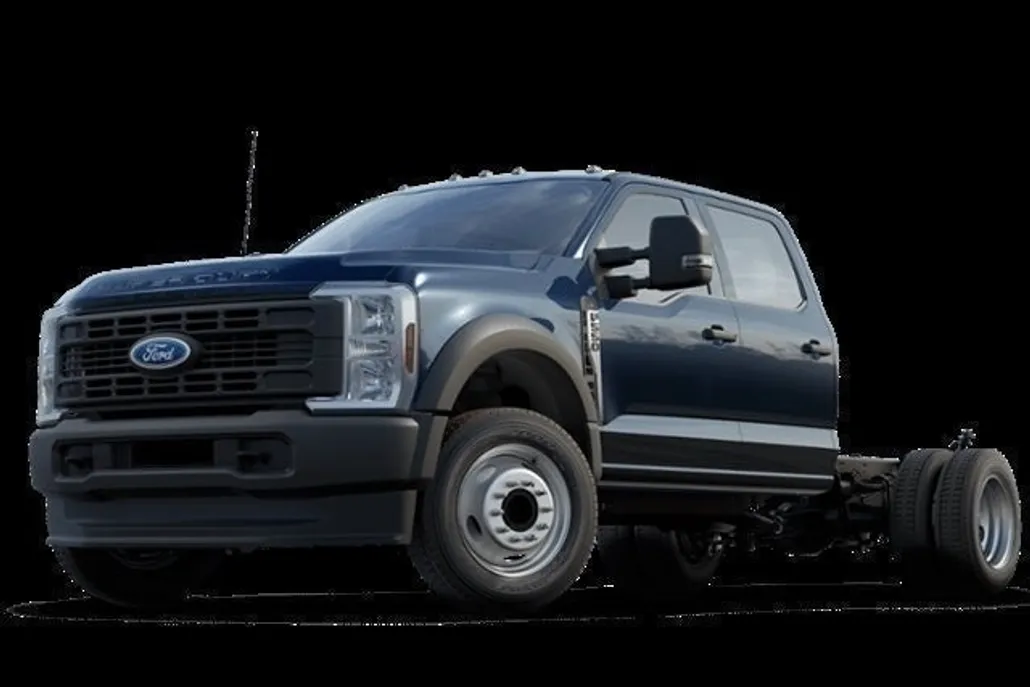 2024 Ford F-550 photo 1