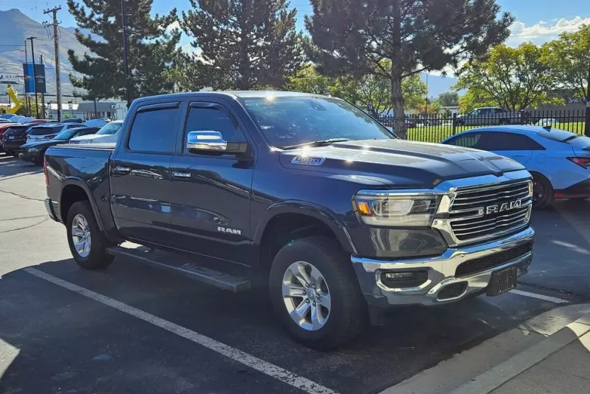 2019 Ram 1500 Laramie photo 1