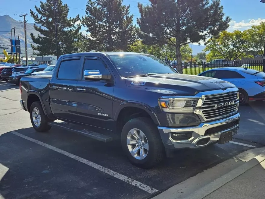2019 Ram 1500 Laramie photo 1