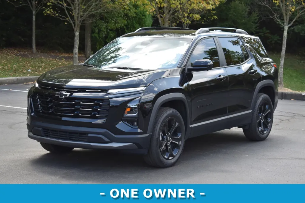 2025 Chevrolet Equinox LT photo 1