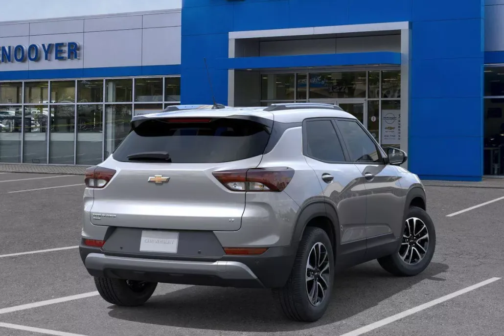 2026 Chevrolet Trailblazer LT photo 1