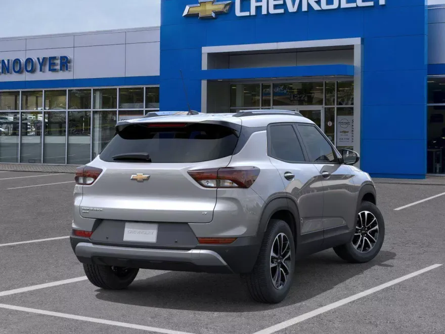 2026 Chevrolet Trailblazer LT photo 1