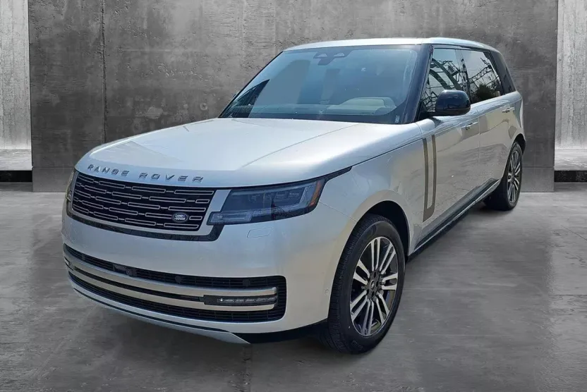 2025 Land Rover Range Rover SE photo 1