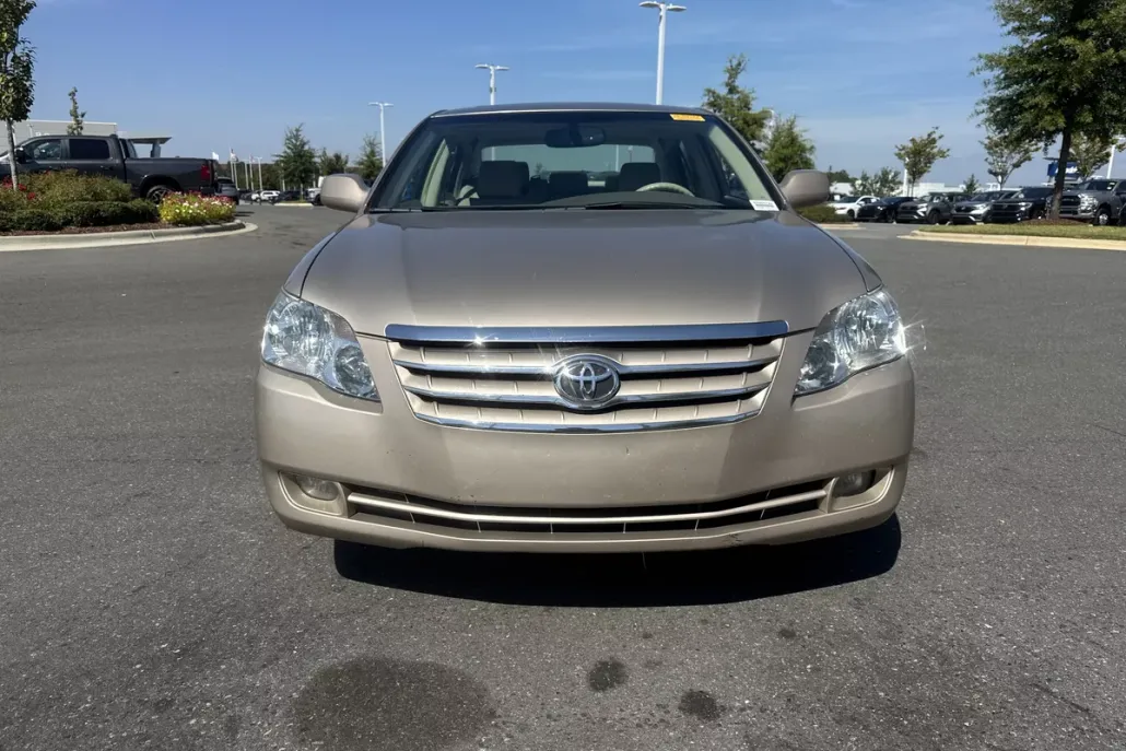 2007 Toyota Avalon Limited photo 1