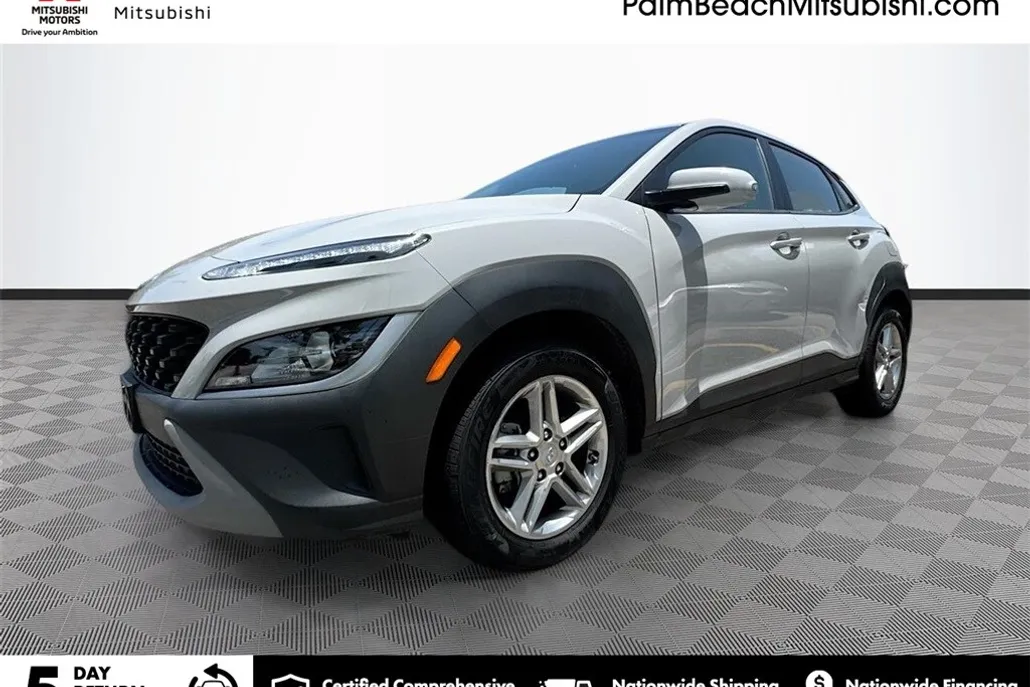 2023 Hyundai Kona SE photo 1