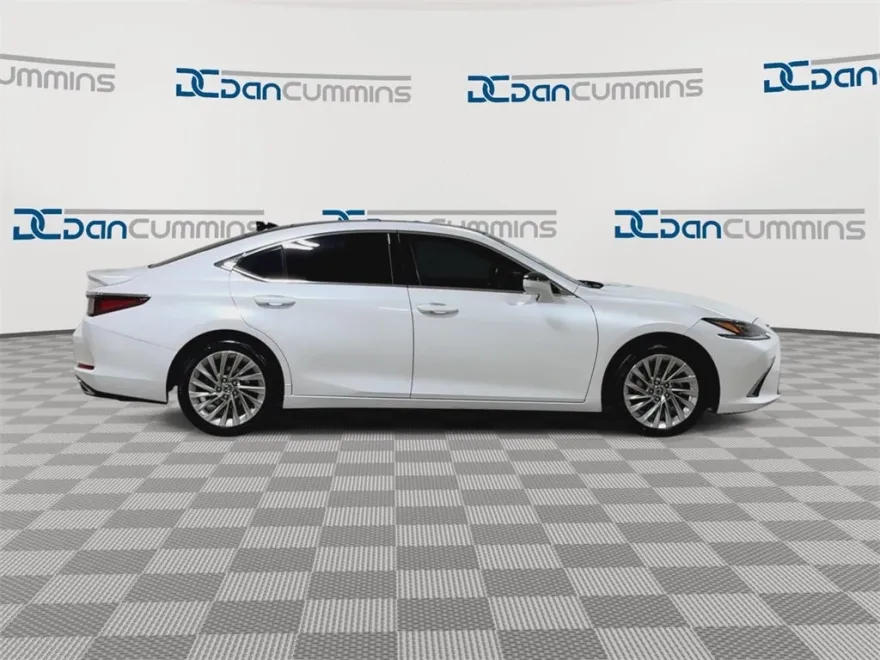 2021 Lexus ES 350 Luxury photo 1
