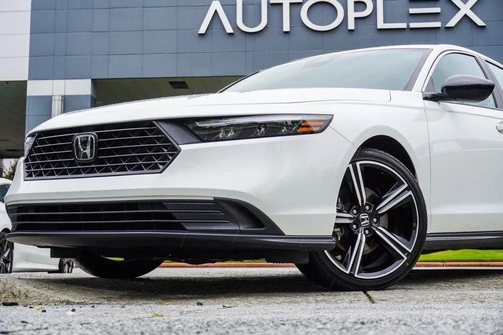 2024 Honda Accord Hybrid Sport photo 1