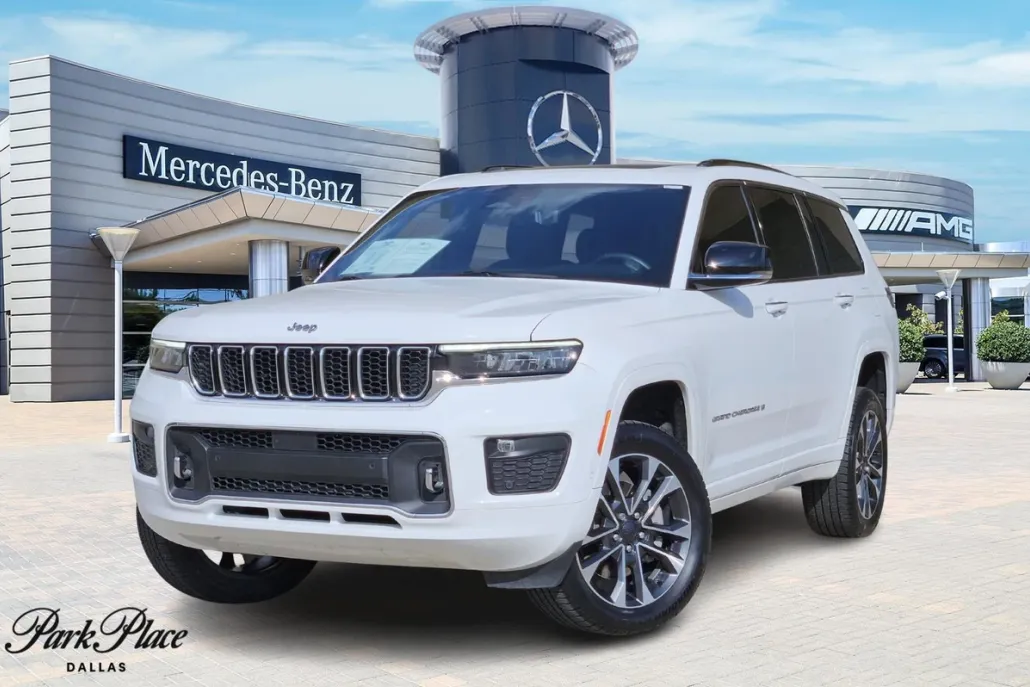 2021 Jeep Grand Cherokee Overland photo 1