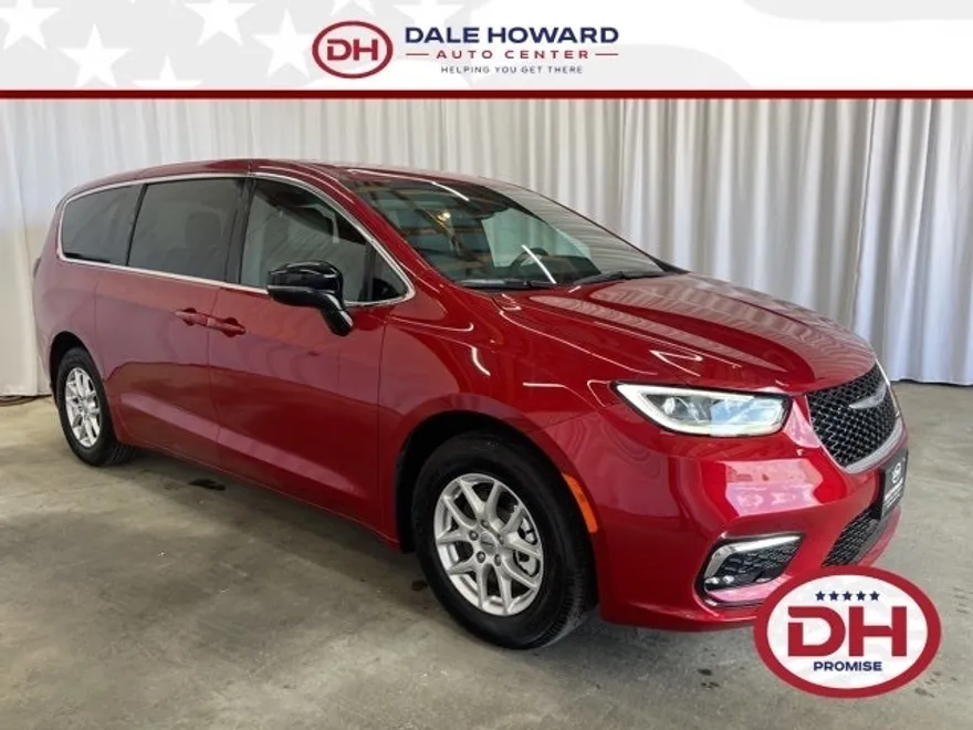 2025 Chrysler Pacifica photo 1