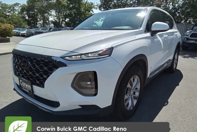 2019 Hyundai Santa Fe SE photo 1