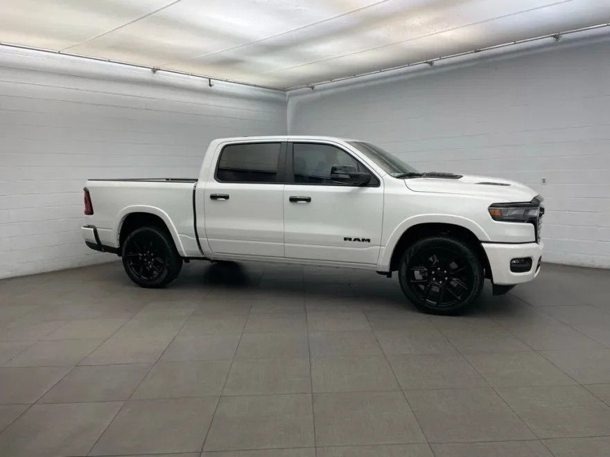 2025 Ram 1500 Laramie photo 1