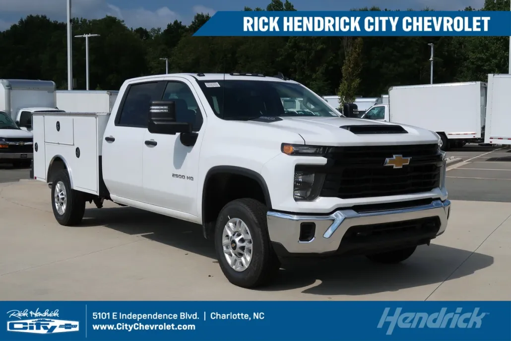 2025 Chevrolet Silverado 2500HD photo 1