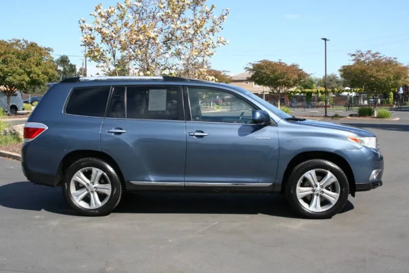 2012 Toyota Highlander Limited photo 1