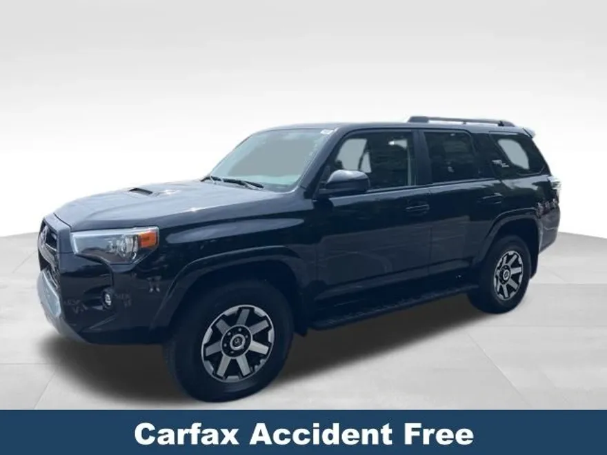2024 Toyota 4Runner TRD Off-Road photo 1