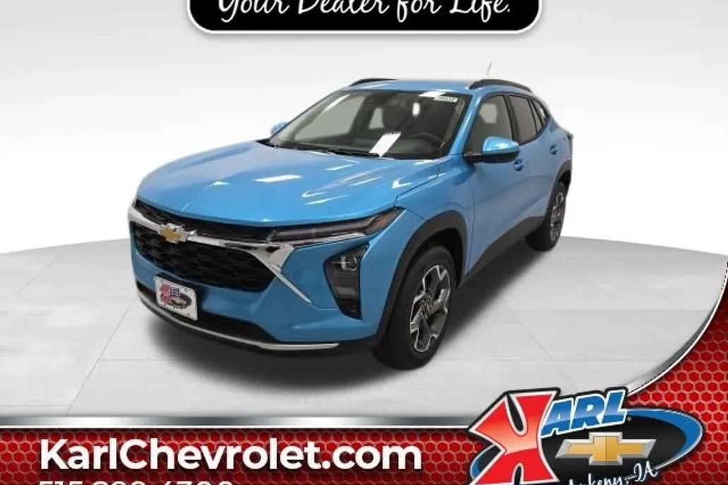 2025 Chevrolet Trax LT photo 1