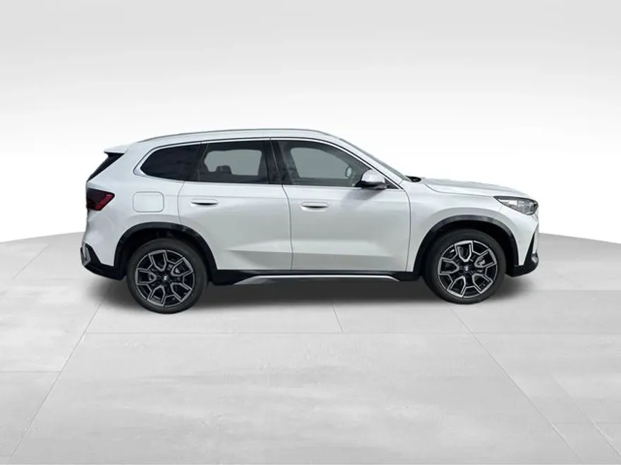 2026 Bmw X1 XDrive28i photo 1