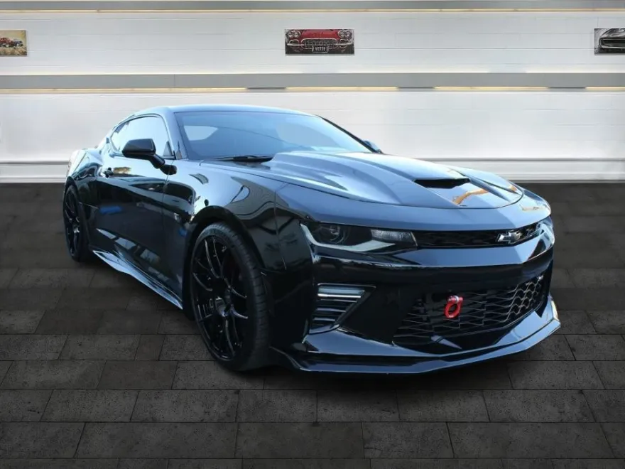 2016 Chevrolet Camaro 2SS photo 1