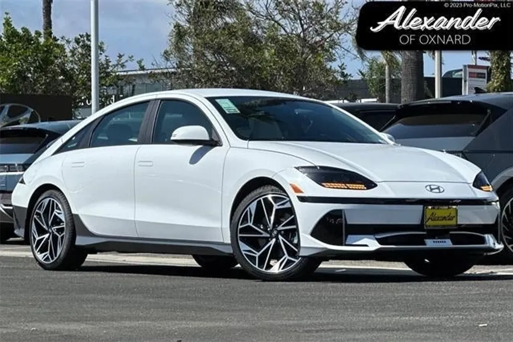 2025 Hyundai Ioniq 6 SEL photo 1