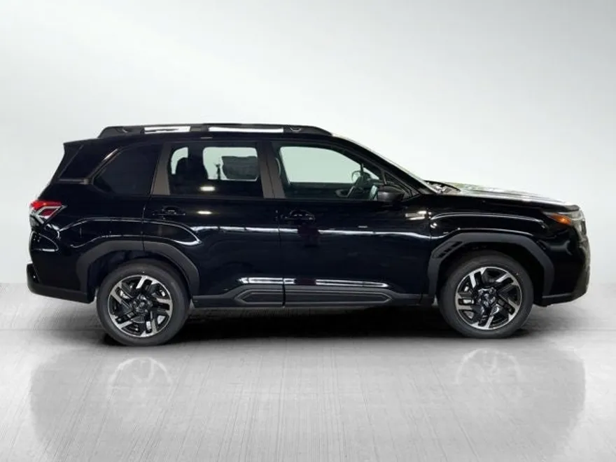 2025 Subaru Forester Limited photo 1