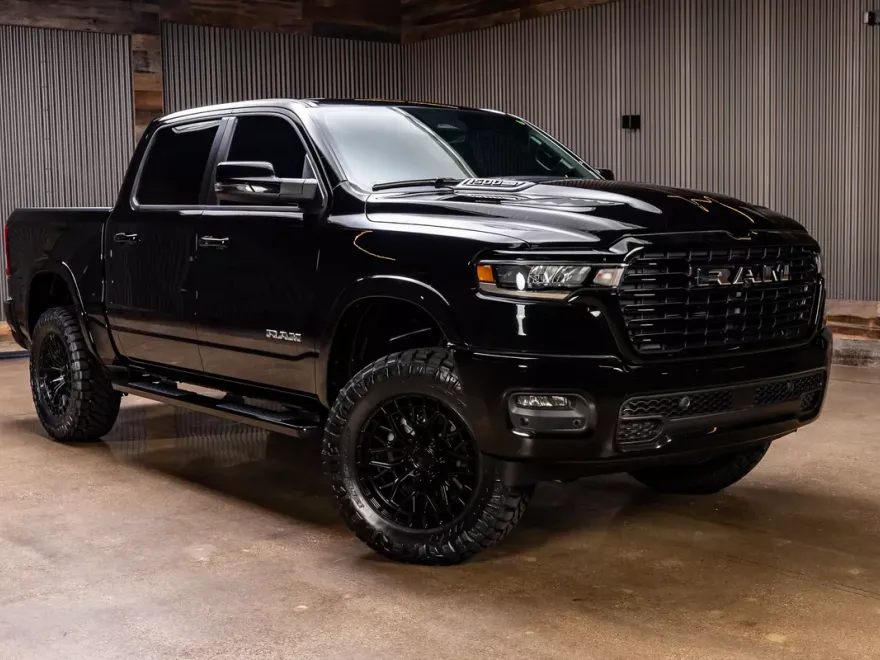 2025 Ram 1500 Laramie photo 1