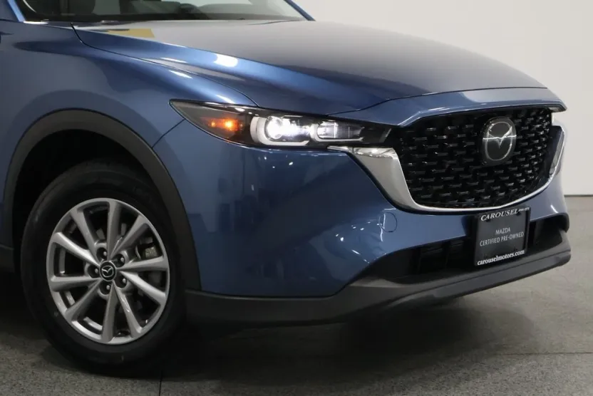 2023 Mazda CX-5 2.5 S Preferred photo 1