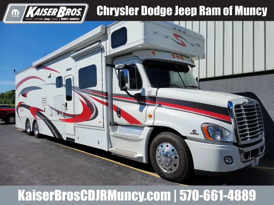 2014 Freightliner Cascadia photo 1