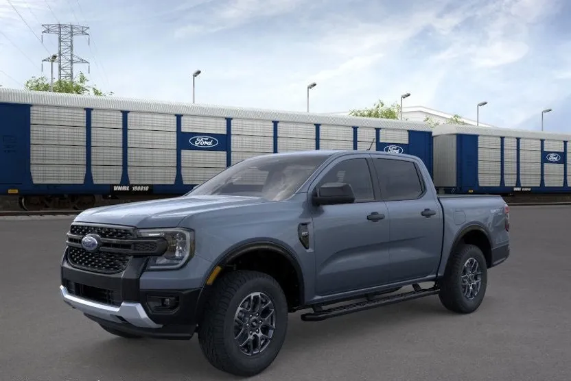 2025 Ford Ranger XLT photo 1