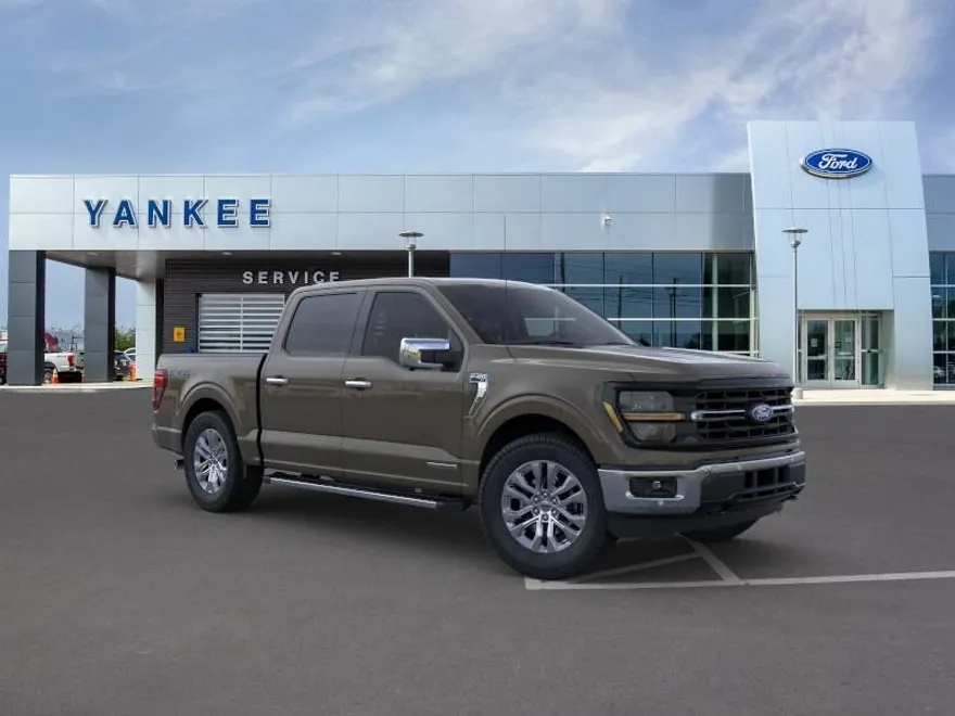2025 Ford F-150 XLT photo 1