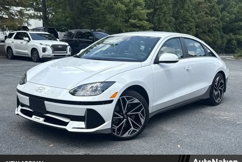 2023 Hyundai Ioniq 6 SEL photo 1