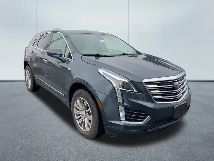 2019 Cadillac XT5 Luxury photo 1