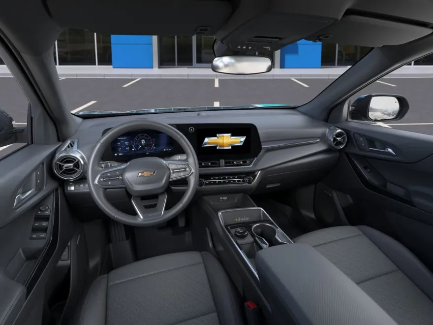 2026 Chevrolet Equinox LT photo 1