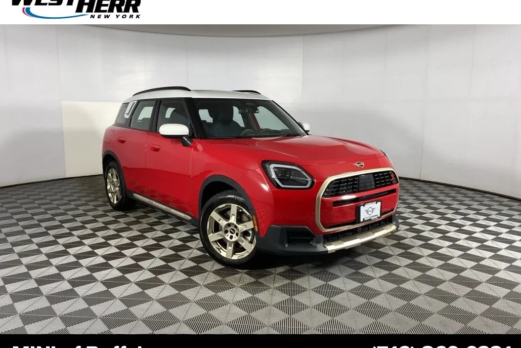 2025 Mini Cooper S ALL4 photo 1