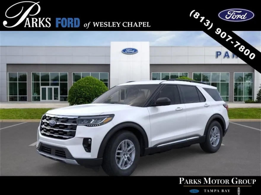 2025 Ford Explorer photo 1