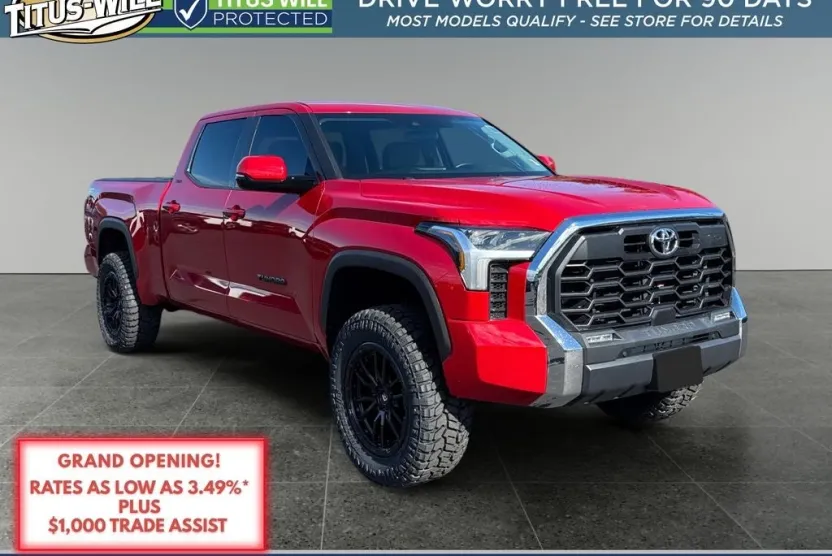 2022 Toyota Tundra SR5 photo 1