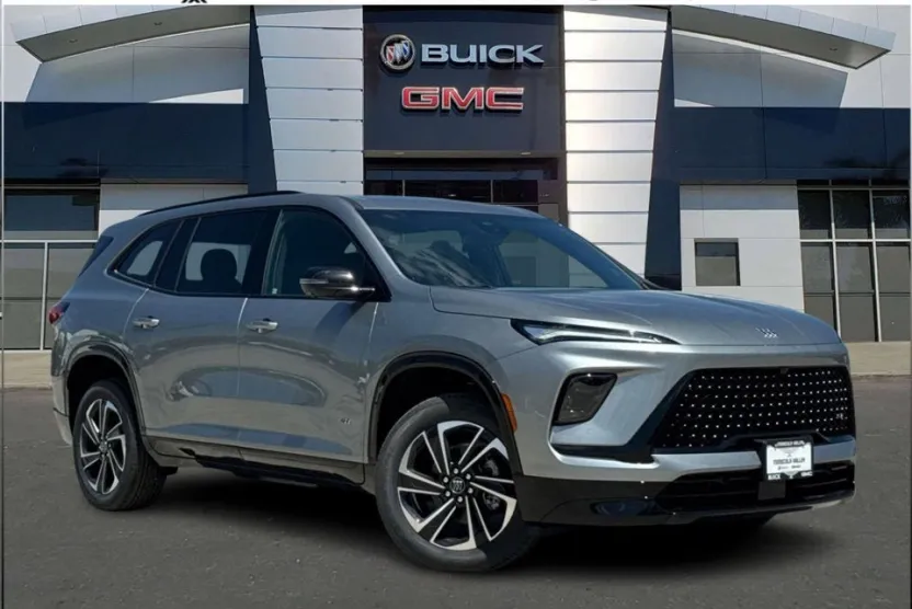 2025 Buick Enclave Sport Touring photo 1