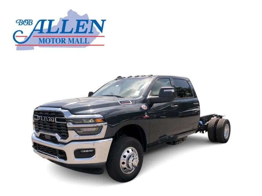 2025 Ram 3500 Tradesman photo 1