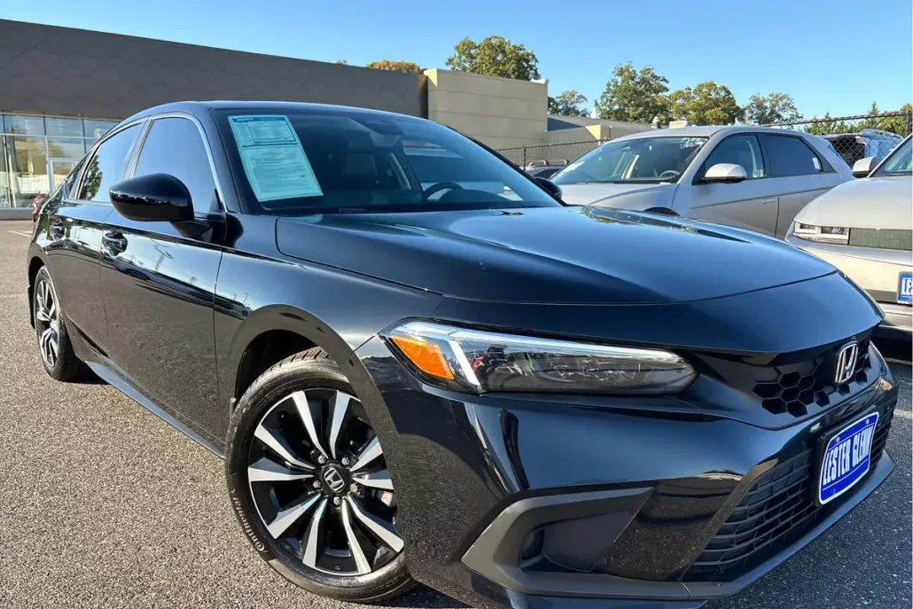 2024 Honda Civic EX-L Hatchback photo 1