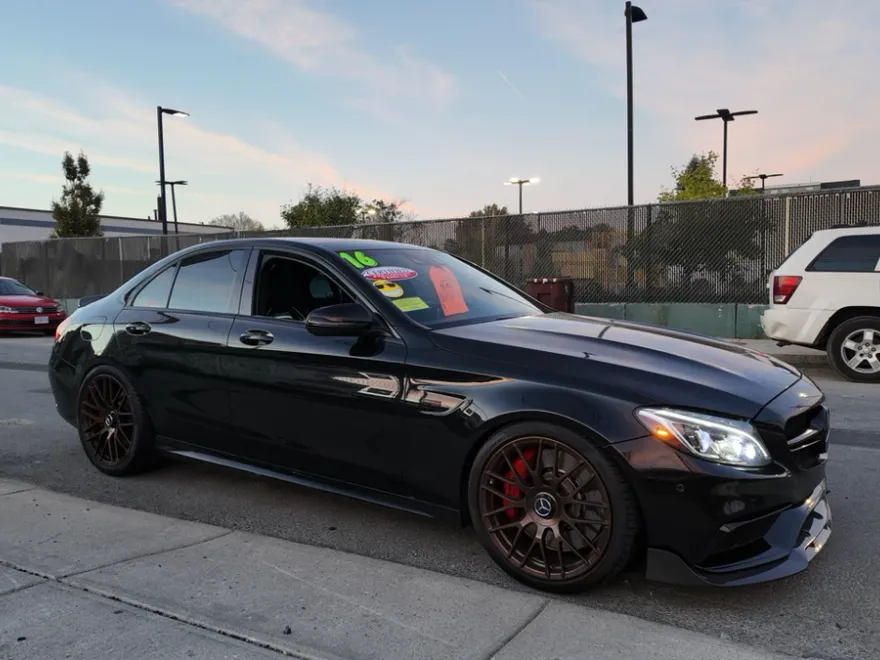 2016 Mercedes Benz C 63 Sedan photo 1