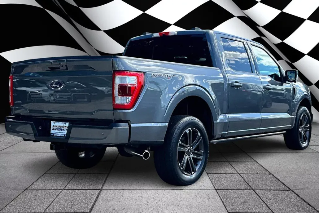2022 Ford F-150 Lariat photo 1