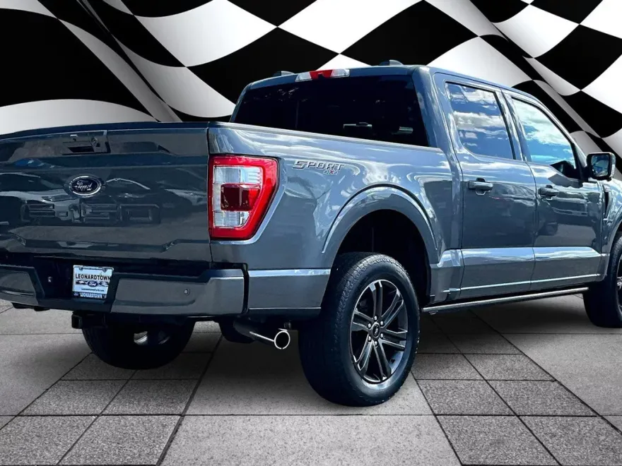 2022 Ford F-150 Lariat photo 1