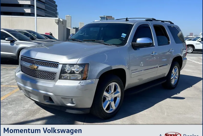 2012 Chevrolet Tahoe LTZ photo 1