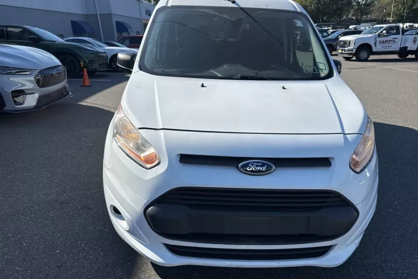 2016 Ford Transit Connect XLT Wagon photo 1