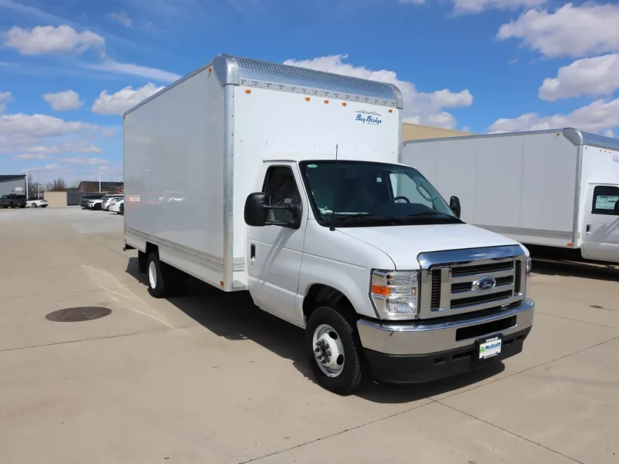 2025 Ford E-450 photo 1