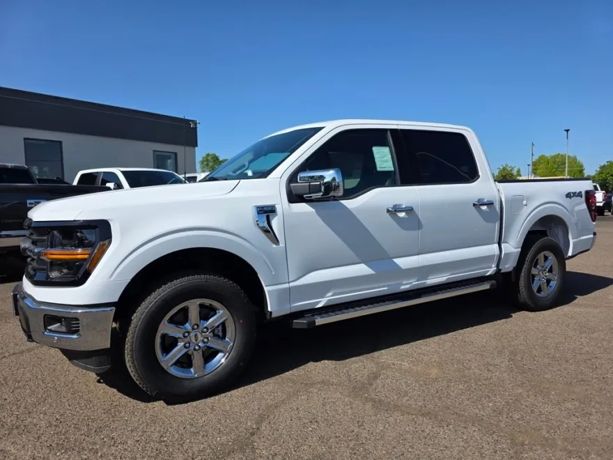 2025 Ford F-150 XLT photo 1