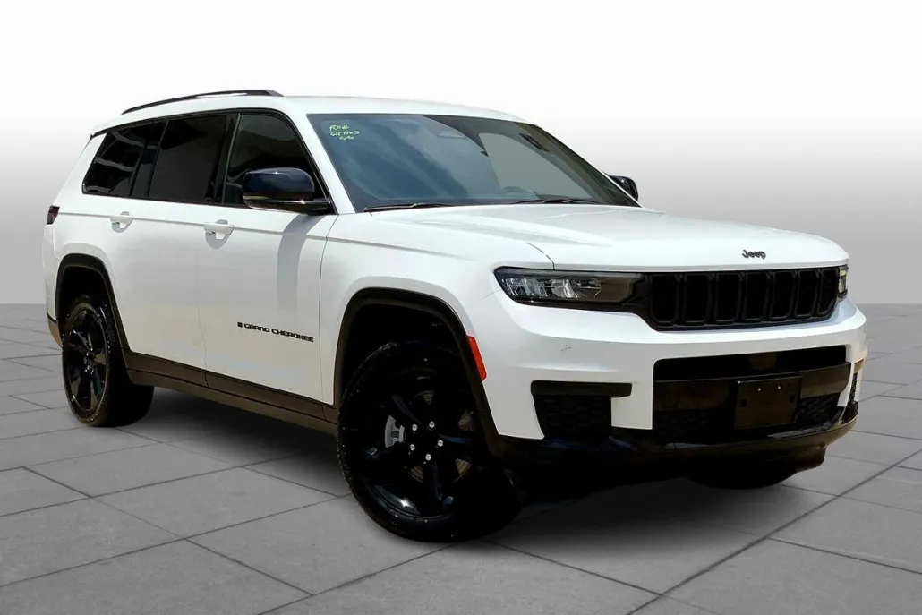 2023 Jeep Grand Cherokee Altitude photo 1