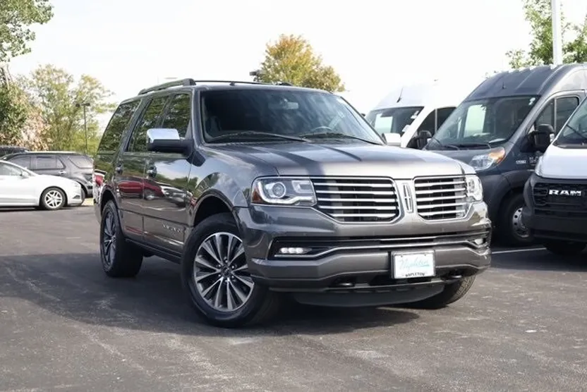 2015 Lincoln Navigator photo 1