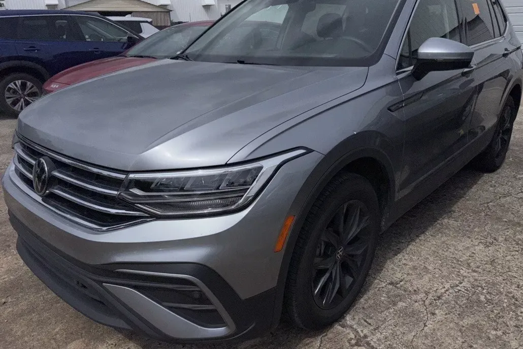 2024 Volkswagen Tiguan SE Wolfsburg Edition photo 1