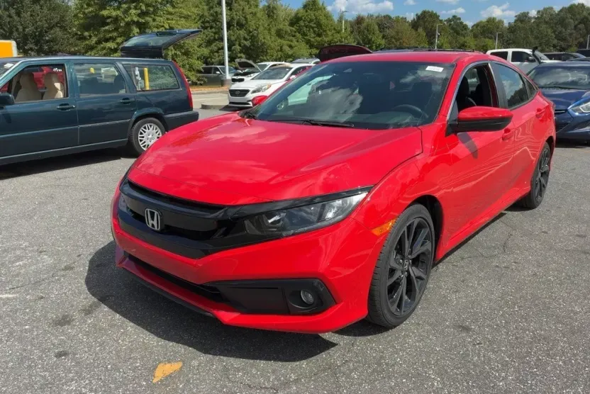 2019 Honda Civic Sport photo 1